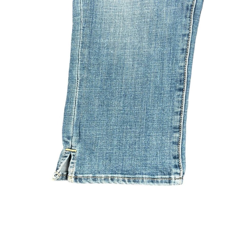 Levi's Jeans Classic‎ Capri Blue High Rise Stretch Denim Pants Women's Size 4 - Picture 3 of 16